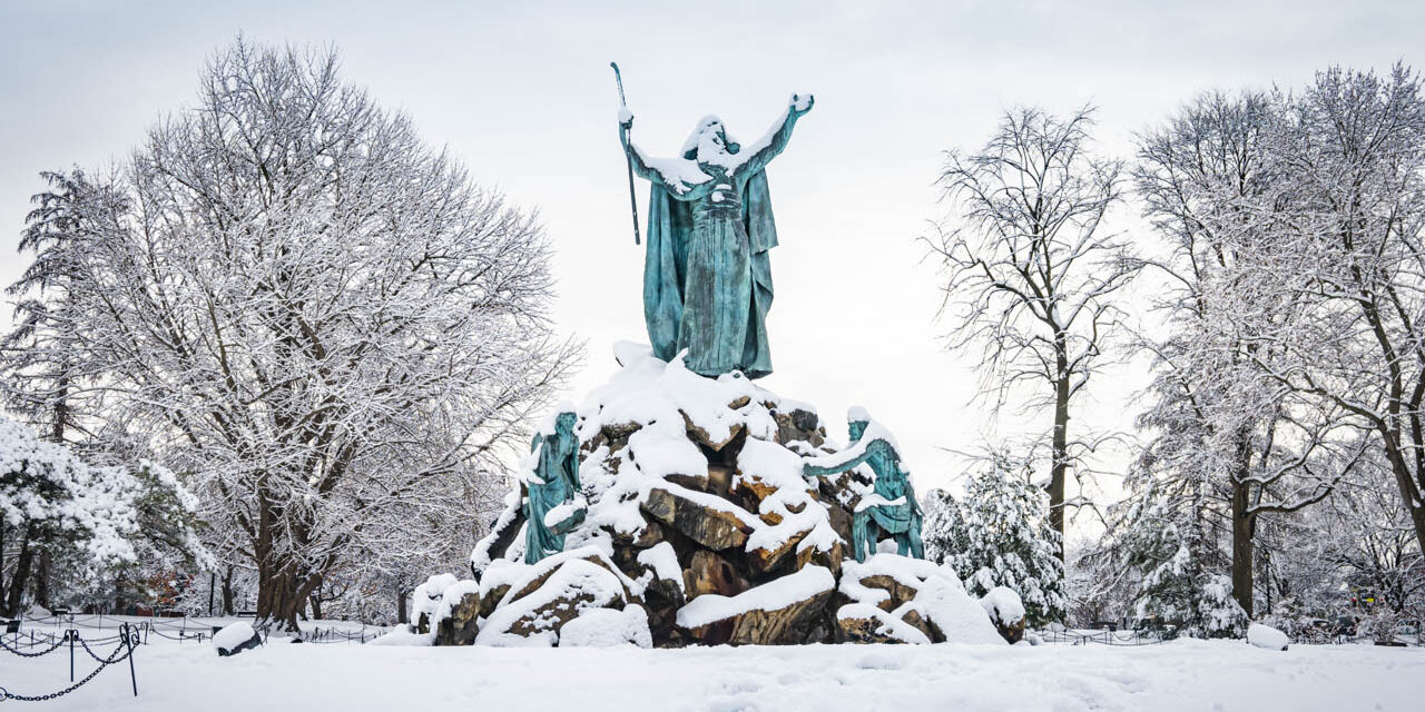 Rise and Shine: Monday, Dec. 1, 2025